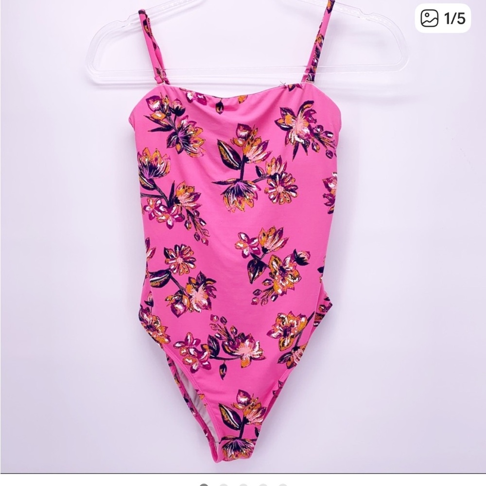 Cotton On Pink Floral One Piece Swimsuit Florida style size xs/s